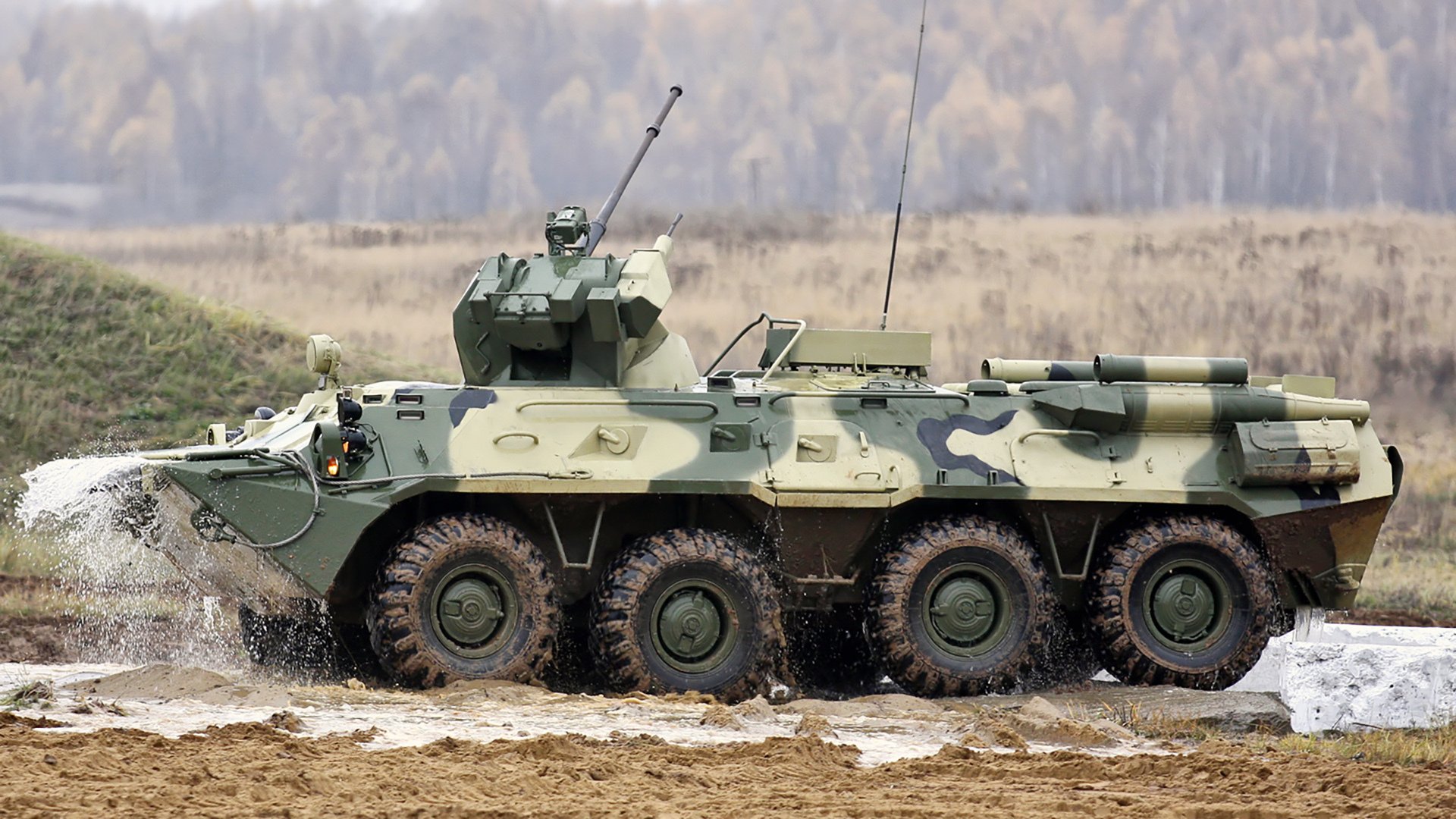 开云入口-战术演绎：不同球队的特色攻防战术分析，篮球比赛中,攻防战术都包括